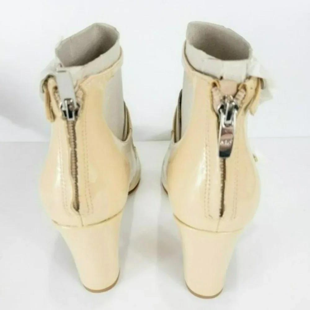 Marc Fisher Patent Leather Dabney Pumps - Picture 3 of 4